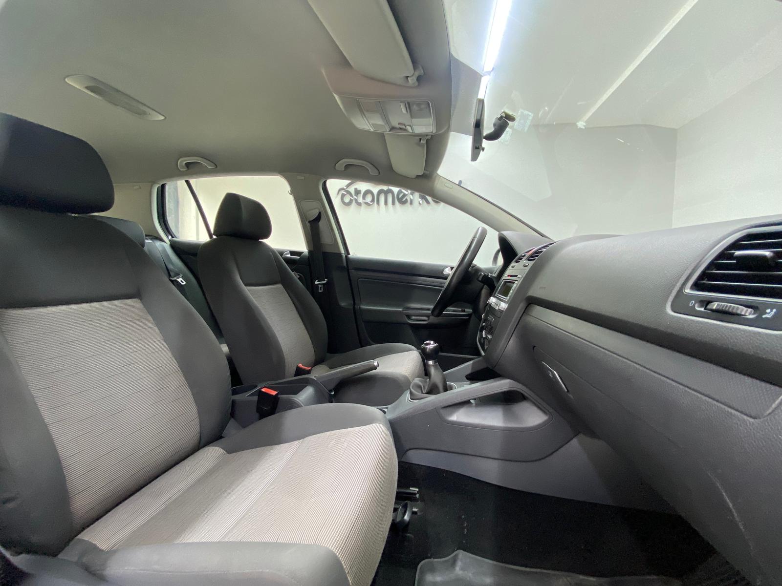 VOLKSWAGEN GOLF 14